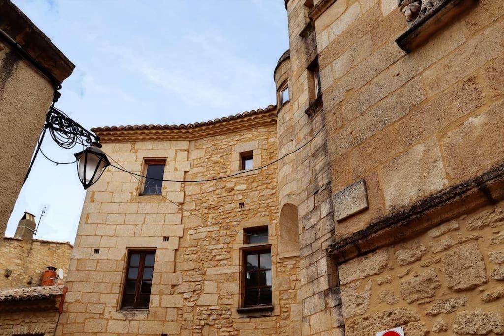 Entre Uzes Et Le Pont-Du-Gard Le Logis D'Autrefois Appartement Castillon-du-Gard Buitenkant foto